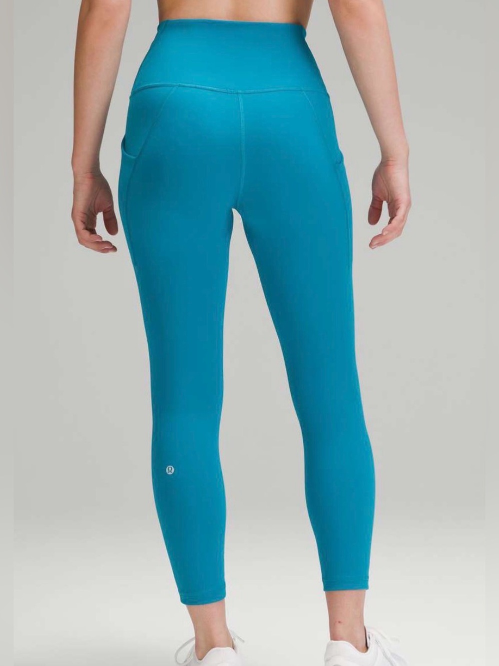 NWOT Lululemon Wunder Train leggings with pockets